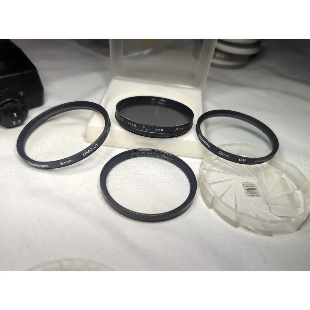 Huge Lot Vintage Camera Equipment Kodak Polaroid Cannon Flashes Cameras Lenses - Picture 6 of 15